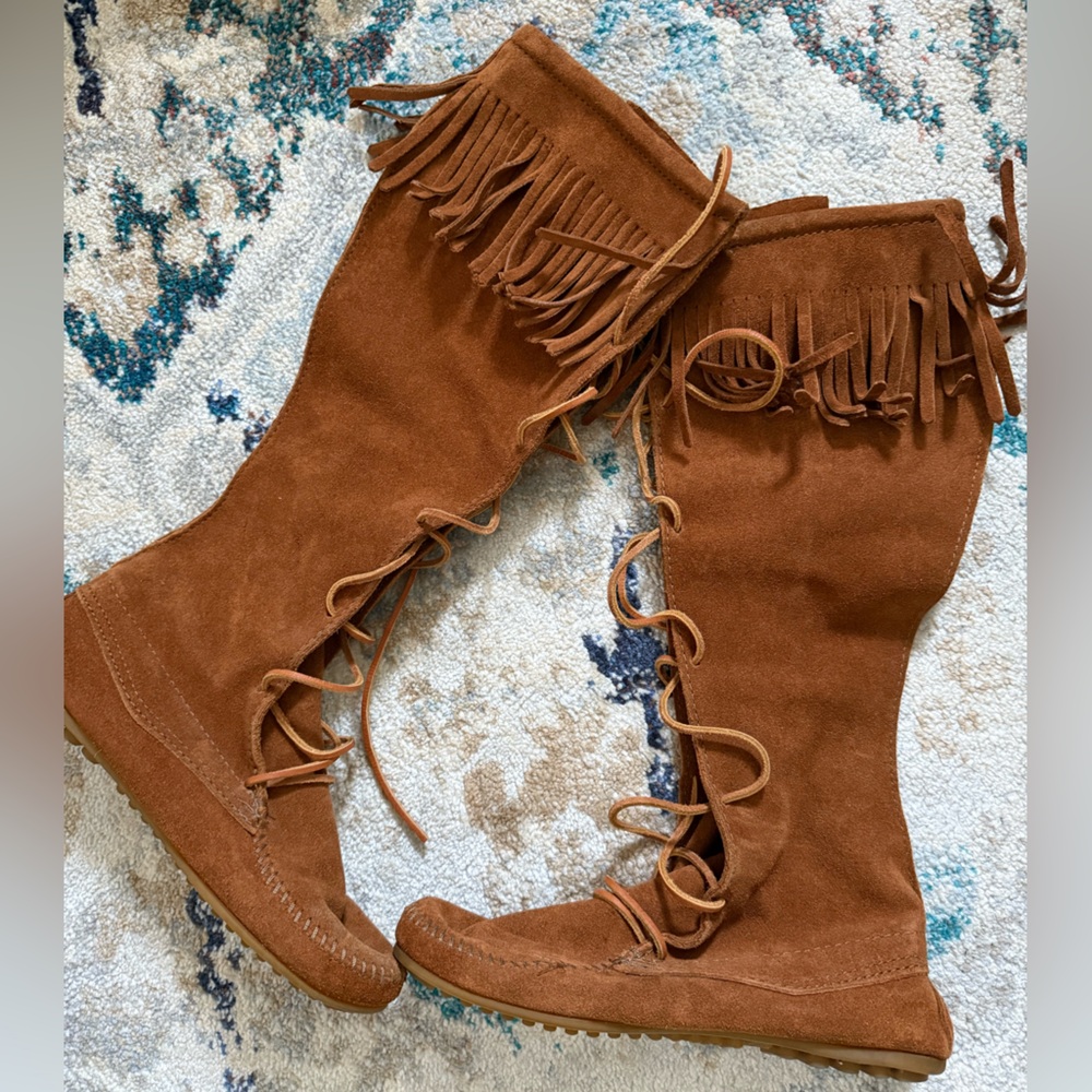 Minnetonka Brown Lace Up Fringe Boots